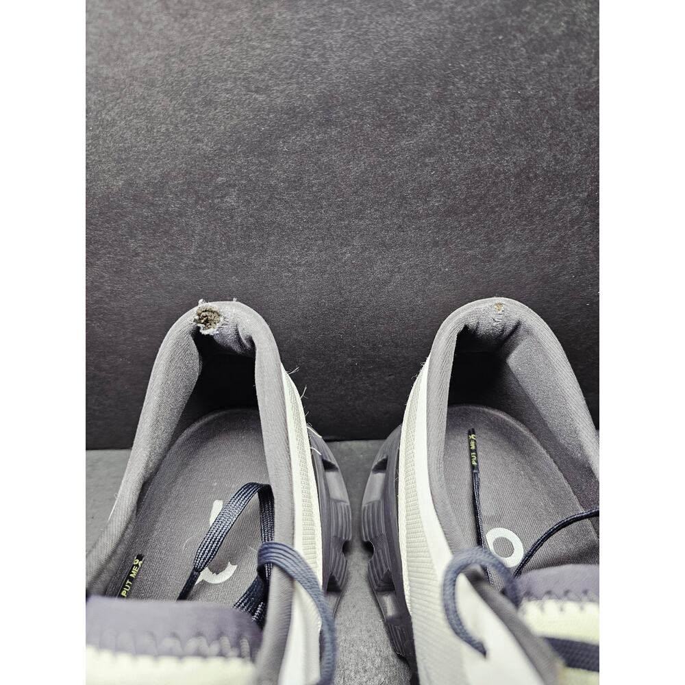 Oncloud Men 11.5 Comfy footwear - Picture 7 of 10